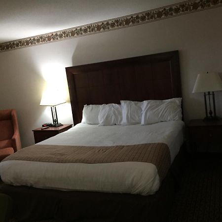 Best Value Inn & Suites פארי סאונד מראה חיצוני תמונה