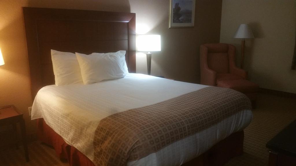 Best Value Inn & Suites פארי סאונד מראה חיצוני תמונה
