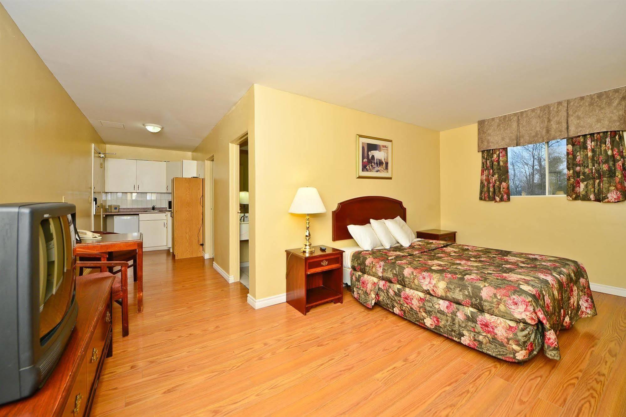 Best Value Inn & Suites פארי סאונד מראה חיצוני תמונה